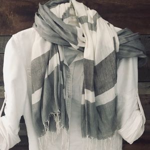 Gray multi tone pashmina